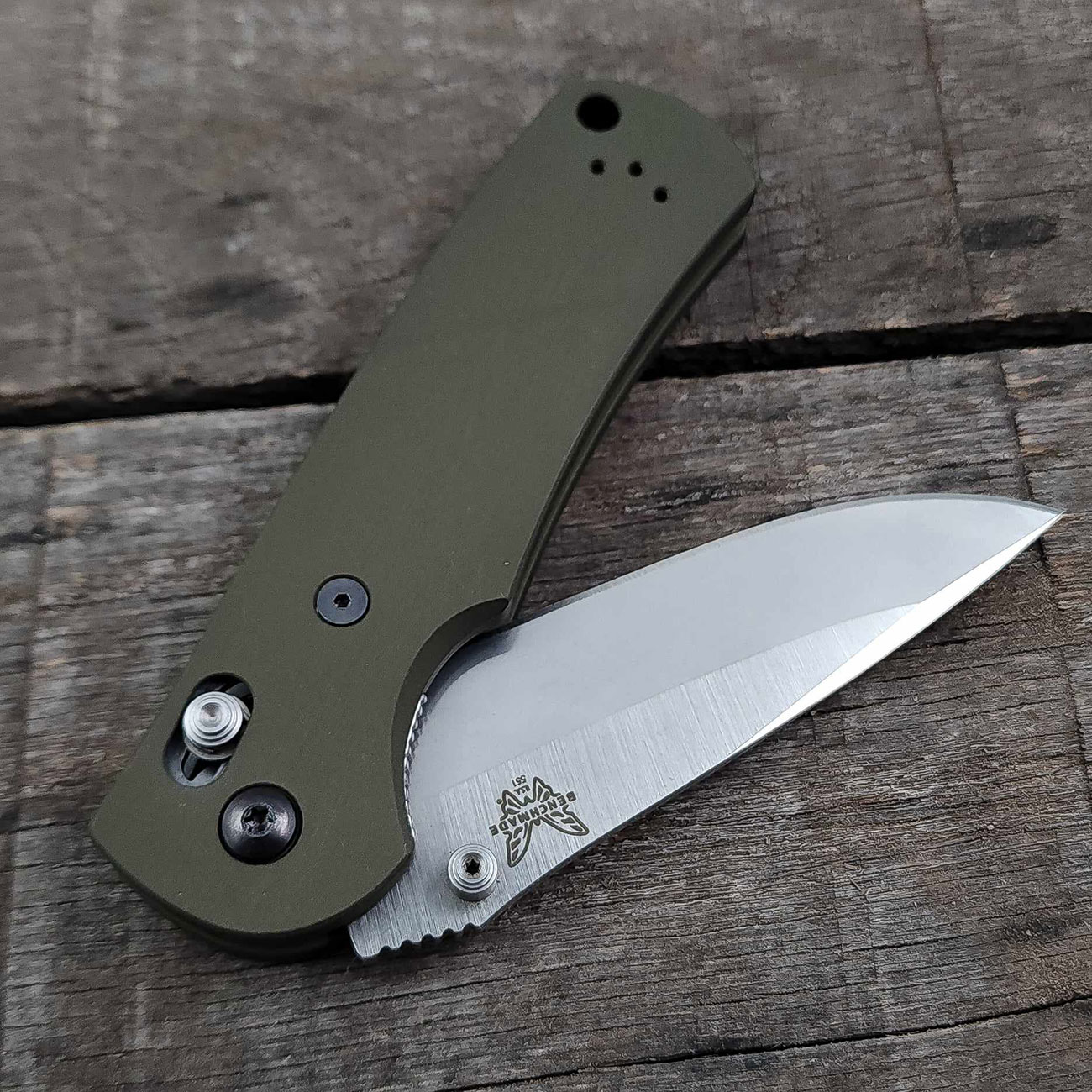 https://www.knivesplus.com/media/Legacy-Griptilian-ODG.jpg